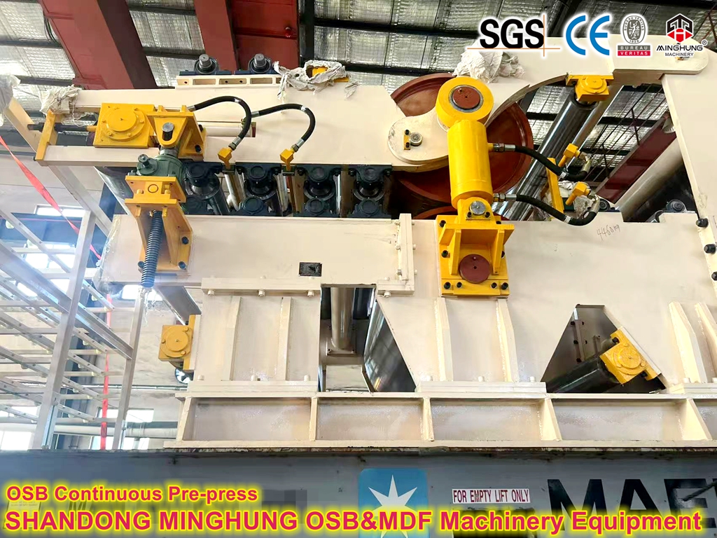 OSB continuous pre press loading