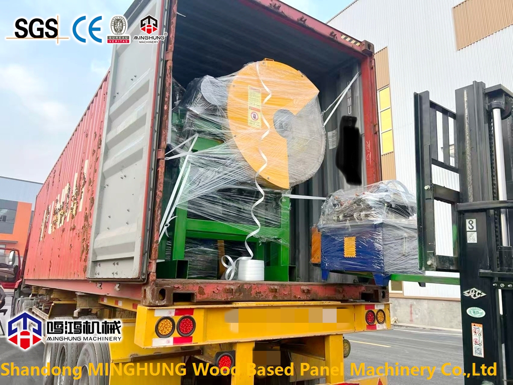 wood sawmill loading